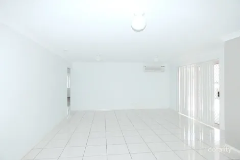 Property photo of 41 Paul Drive Regents Park QLD 4118