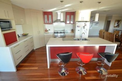 Property photo of 9 Soloman Court Pacific Heights QLD 4703