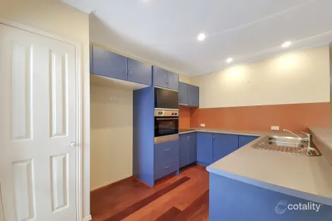 Property photo of 6 St Helens Place Rippleside VIC 3215