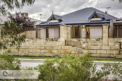 Property photo of 30 Waterford Parade Darch WA 6065