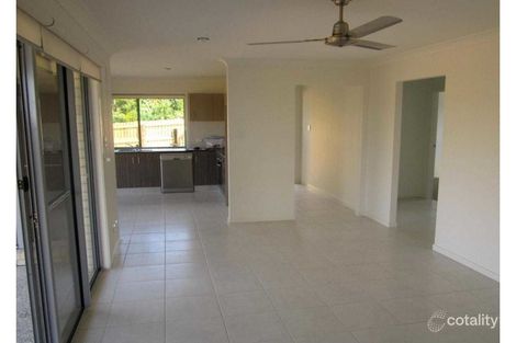 Property photo of 2/31 Nelson Street Bundamba QLD 4304