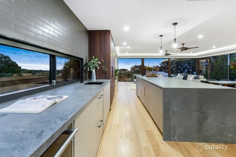 Property photo of 4 Volitans Avenue Mount Eliza VIC 3930