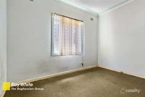 Property photo of 32 Vivienne Street Kingsgrove NSW 2208