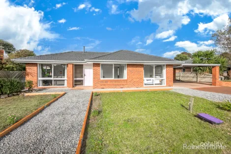 Property photo of 3 St Andrews Court Sunbury VIC 3429