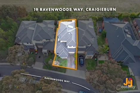 Property photo of 19 Ravenwoods Way Craigieburn VIC 3064