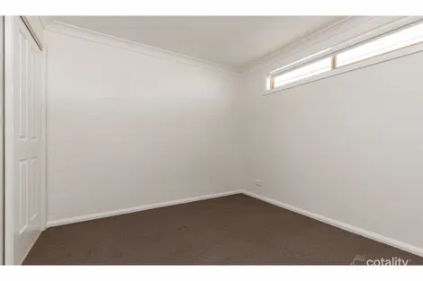 Property photo of 3/3 Coastal View Drive Tallwoods Village NSW 2430