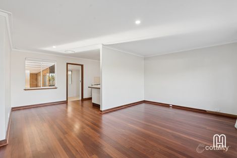 Property photo of 11 Sicklemore Road Parmelia WA 6167