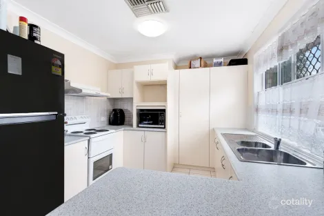 Property photo of 11/24 Riverview Street Emerald QLD 4720