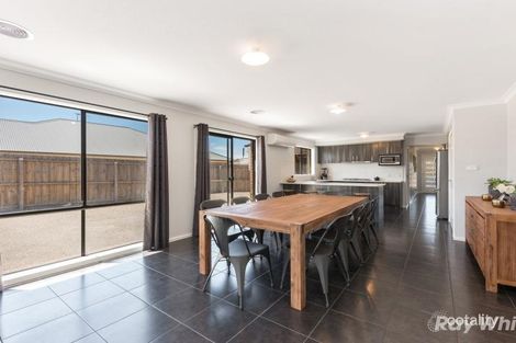 Property photo of 43 Willowbrae Way Bannockburn VIC 3331