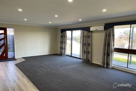 Property photo of 40 Fairway Drive Yallourn VIC 3825