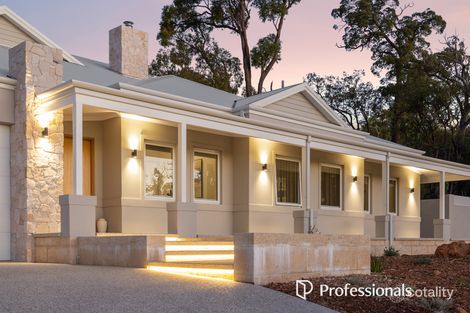 7 Conti Gdns, Walliston, WA 6076