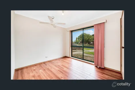 Property photo of 10 Rachel Drive Cranbourne North VIC 3977