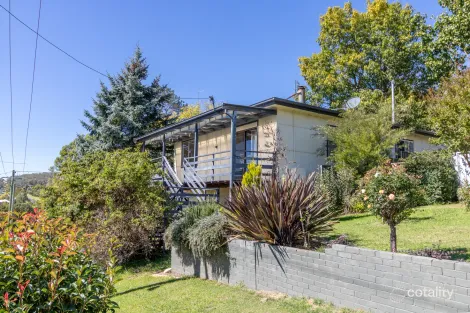 Property photo of 53W Memorial Avenue Walcha NSW 2354