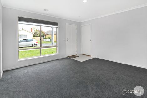 Property photo of 14A Oak Street Wendouree VIC 3355