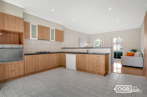 Property photo of 3 Crepe Myrtle Crescent South Morang VIC 3752