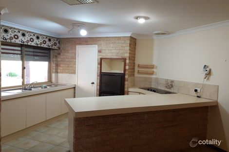 Property photo of 4 Blacksmith Court Bibra Lake WA 6163