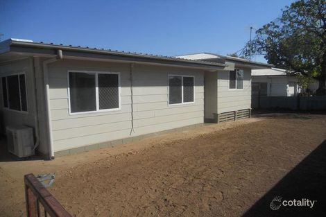 4 Carina Ave, Sunset, QLD 4825