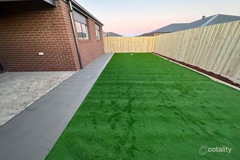 Property photo of 18 Falconer Drive Mickleham VIC 3064