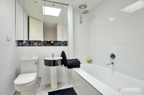 Property photo of 2/1 Grandview Avenue Maribyrnong VIC 3032