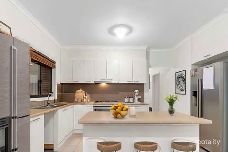 Property photo of 34 Mantello Drive Werribee VIC 3030