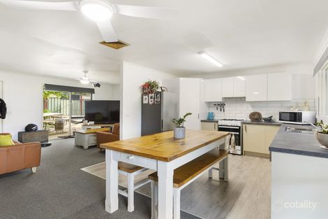 Property photo of 24 Hanley Crescent Seymour VIC 3660