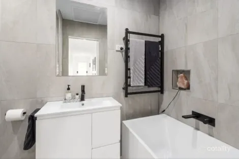 Property photo of 134 Grieve Parade Altona VIC 3018