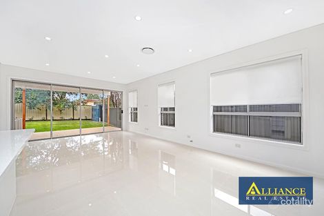 Property photo of 34 Greenway Parade Revesby NSW 2212