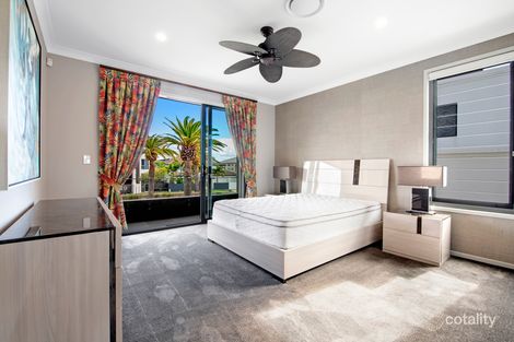 Property photo of 64 Knightsbridge Parade East Paradise Point QLD 4216