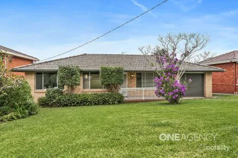 Property photo of 121 Jacaranda Avenue Figtree NSW 2525