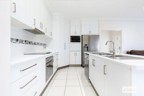 Property photo of 1/69 Blue Gums Drive Emerald QLD 4720