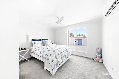 Property photo of 25/13 Angela Way Pimpama QLD 4209