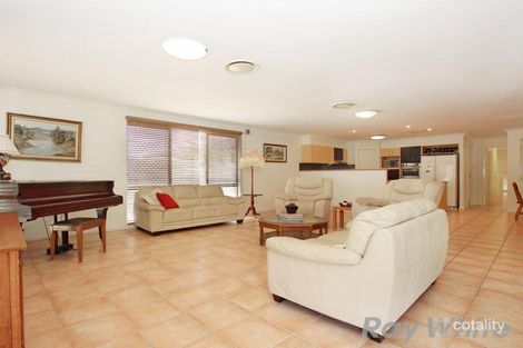 Property photo of 13 Capella Place Bridgeman Downs QLD 4035