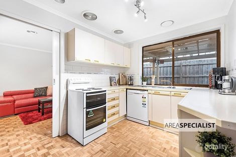 Property photo of 1 Fernhurst Close Keysborough VIC 3173