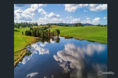 2433 Old Bruce Hwy, Coles Creek, QLD 4570