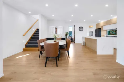 Property photo of 12 Hocking Street Arundel QLD 4214