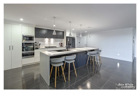 Property photo of 16 Coyler Court Ironpot QLD 4701
