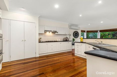 Property photo of 14 Lachlan Grange Bulleen VIC 3105