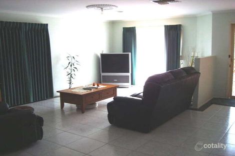 Property photo of 22 Dowding Close Fawkner VIC 3060