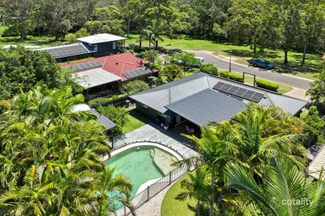 11 Stringybark Ct, Tewantin, QLD 4565