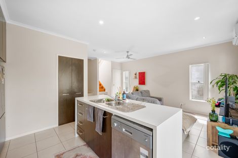 Property photo of 5/9 Cockatoo Drive New Auckland QLD 4680