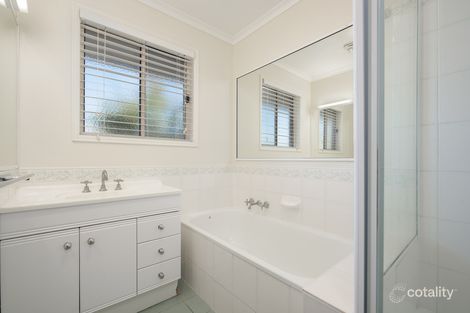 Property photo of 37 Curtis Avenue Boyne Island QLD 4680