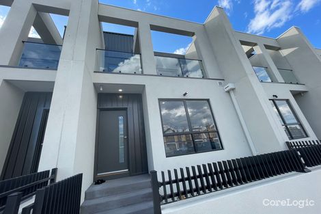 Property photo of 24/322-340 Centre Road Berwick VIC 3806