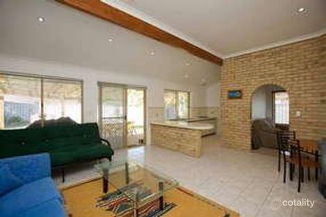 14 Flinders Ave, Hillarys, WA 6025