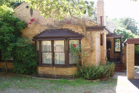 Property photo of 3 Woodlands Avenue Camberwell VIC 3124