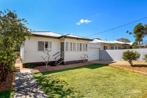 47 Wallace St, Newtown, QLD 4350