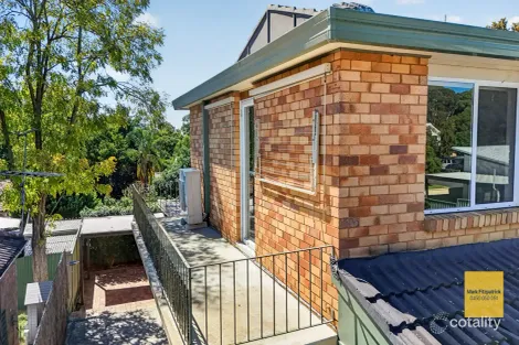 Property photo of 4 Woolpack Street Elderslie NSW 2570