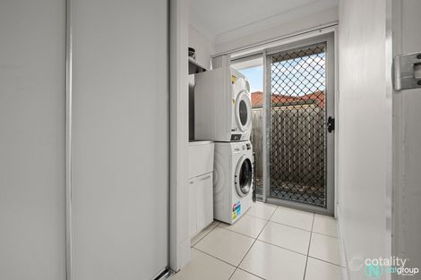 Property photo of 47 Paul Drive Regents Park QLD 4118