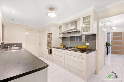 Property photo of 13 Kiandra Mews Hampton Park VIC 3976