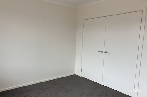 Property photo of 4 Allure Place Bunyip VIC 3815