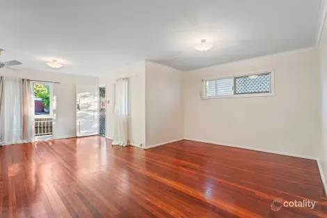 Property photo of 10 Baringa Avenue Logan Central QLD 4114